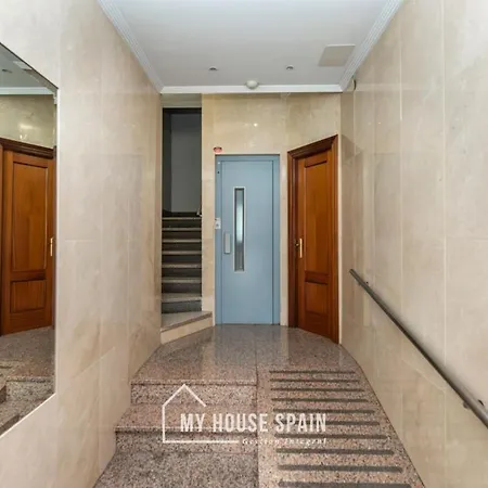 Myhousespain - Piso Reformado Con Patio Privado شقة *