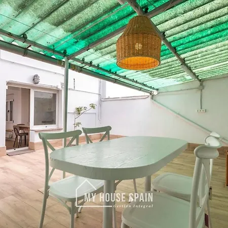 Myhousespain - Piso Reformado Con Patio Privado Apartman Gijón